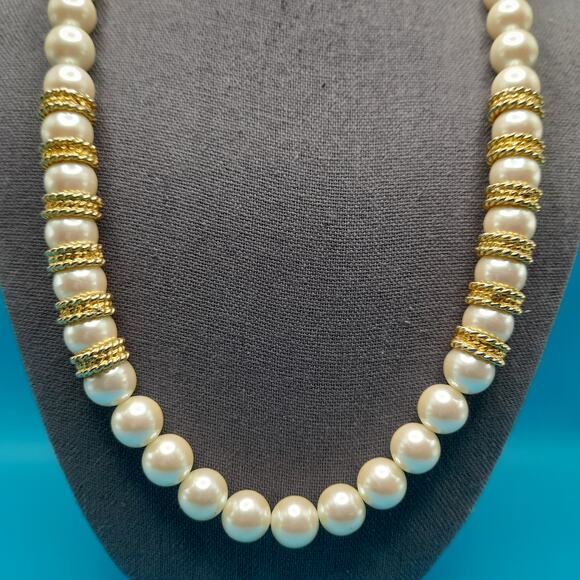 Vintage Jewelry - Vintage Glass Pearl Necklace, Gold Tone Accents, 24 Inches